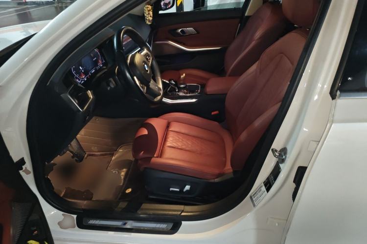 Used BMW 3 Series 2022 325Li M Sport Package Left Front Seat