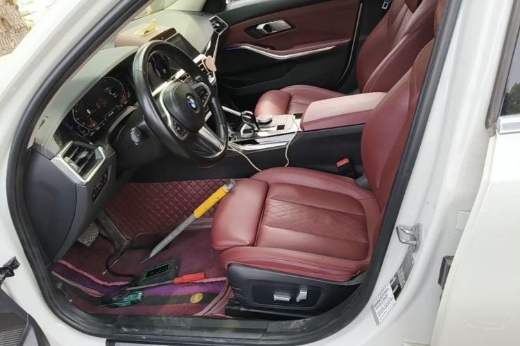 Used BMW 3 Series 2022 320Li M Sport Package Left Front Seat