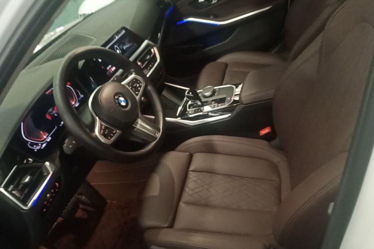 Used BMW 3 Series 2022 Restyled 320Li M Sport Package Left Front Seat