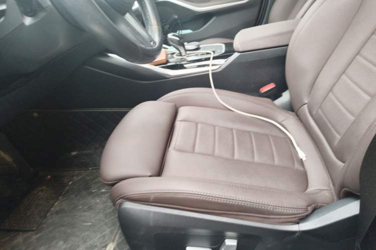 Used BMW 3 Series 2022 320Li M Sport Package Left Front Seat