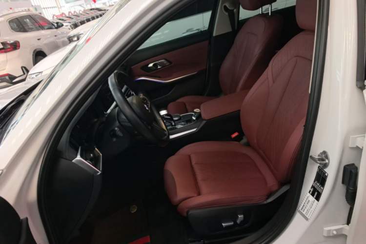 Used BMW 3 Series 2022 325Li M Sport Package Left Front Seat