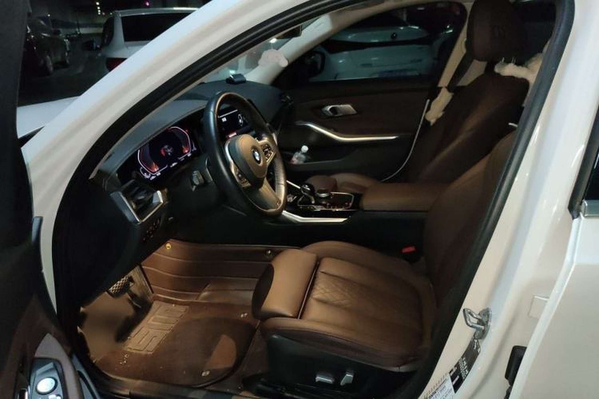 Used BMW 3 Series 2022 320Li M Sport Package Left Front Seat