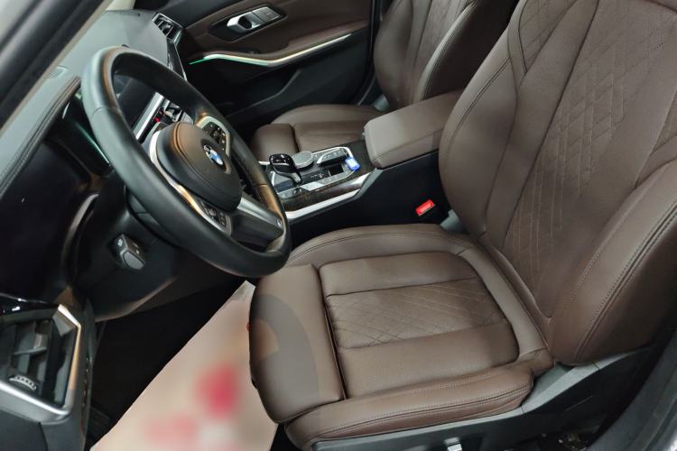 Used BMW 3 Series 2022 325Li M Sport Package Left Front Seat