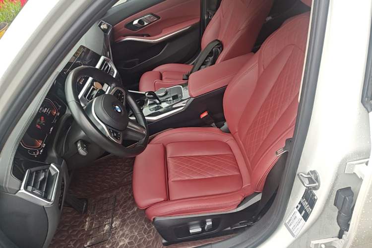 Used BMW 3 Series 2022 325Li M Sport Package Left Front Seat