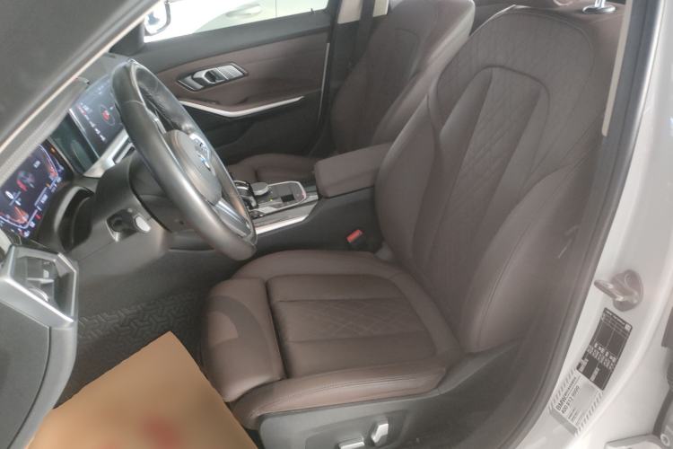 Used BMW 3 Series 2022 320Li M Sport Package Left Front Seat