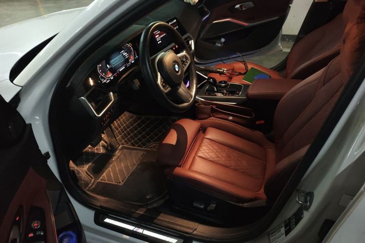 Used BMW 3 Series 2022 325i M Sport Night Edition Package Left Front Seat