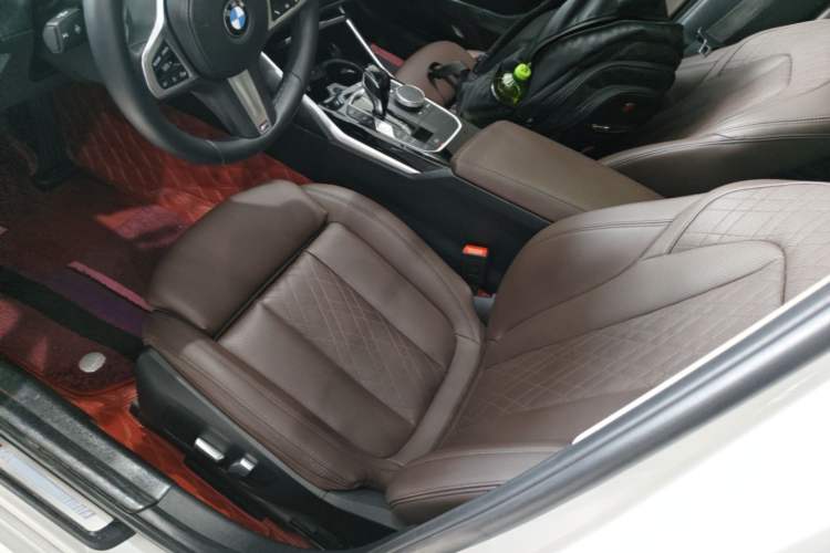 Used BMW 3 Series 2022 320Li M Sport Package Left Front Seat
