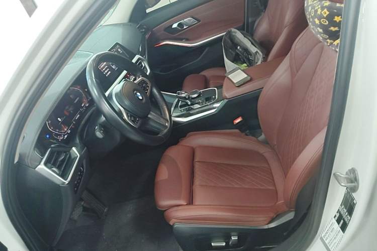 Used BMW 3 Series 2022 325Li M Sport Package Left Front Seat