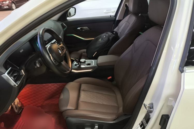 Used BMW 3 Series 2022 325i M Sport Package Left Front Seat