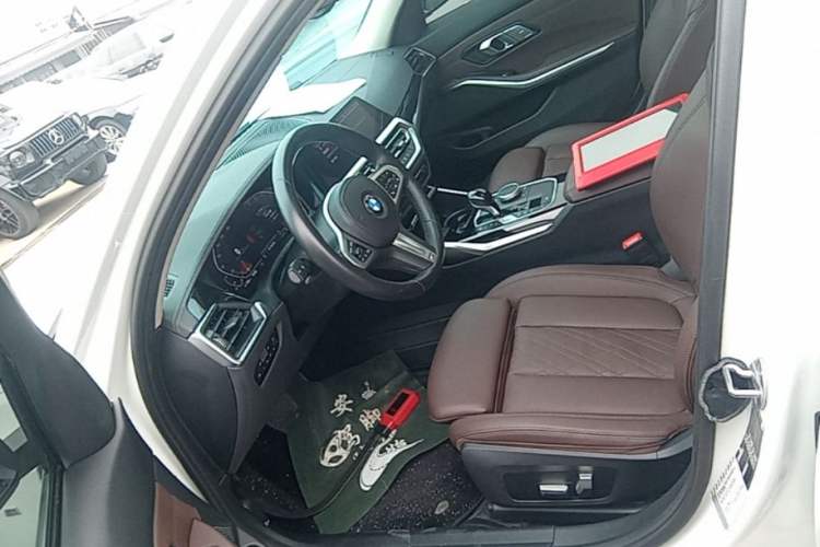 Used BMW 3 Series 2022 Restyled 320Li M Sport Package Left Front Seat