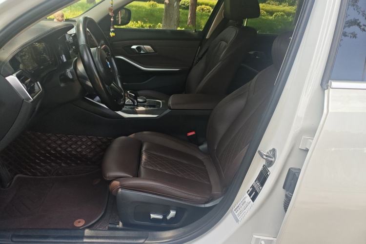 Used BMW 3 Series 2022 Updated 325i M Sport Package Left Front Seat