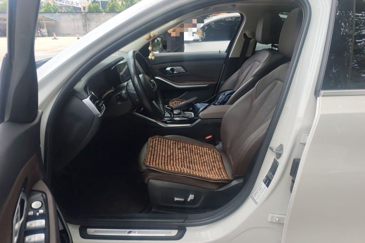 Used BMW 3 Series 2022 320Li M Sport Package Left Front Seat