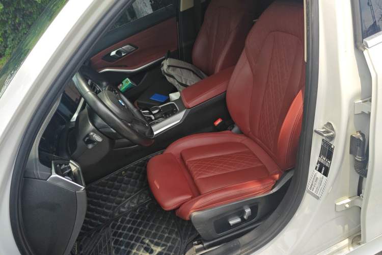 Used BMW 3 Series 2022 325Li M Sport Package Left Front Seat