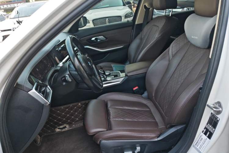 Used BMW 3 Series 2022 325Li M Sport Package Left Front Seat