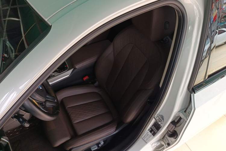 Used BMW 3 Series 2022 325Li M Sport Night Edition Package Left Front Seat