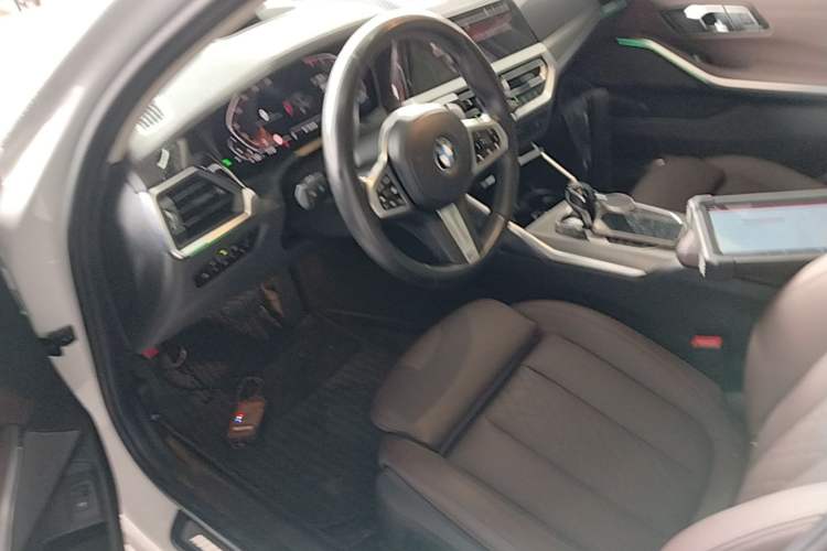 Used BMW 3 Series 2022 330Li xDrive M Sport Night Edition Package Left Front Seat