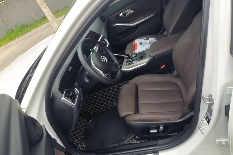 Used BMW 3 Series 2022 325i M Sport Night Edition Package Left Front Seat