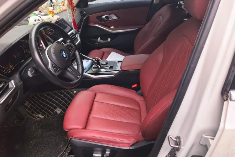 Used BMW 3 Series 2022 Restyled 320Li M Sport Package Left Front Seat