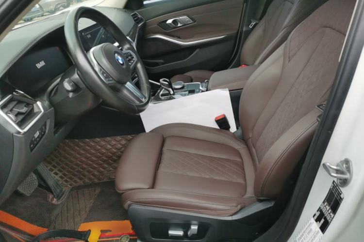 Used BMW 3 Series 2022 325Li M Sport Package Left Front Seat