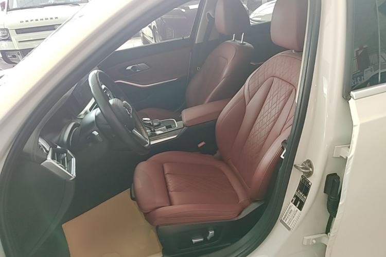 Used BMW 3 Series 2022 325Li M Sport Package Left Front Seat