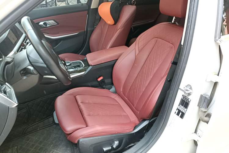 Used BMW 3 Series 2022 325Li M Sport Package Left Front Seat