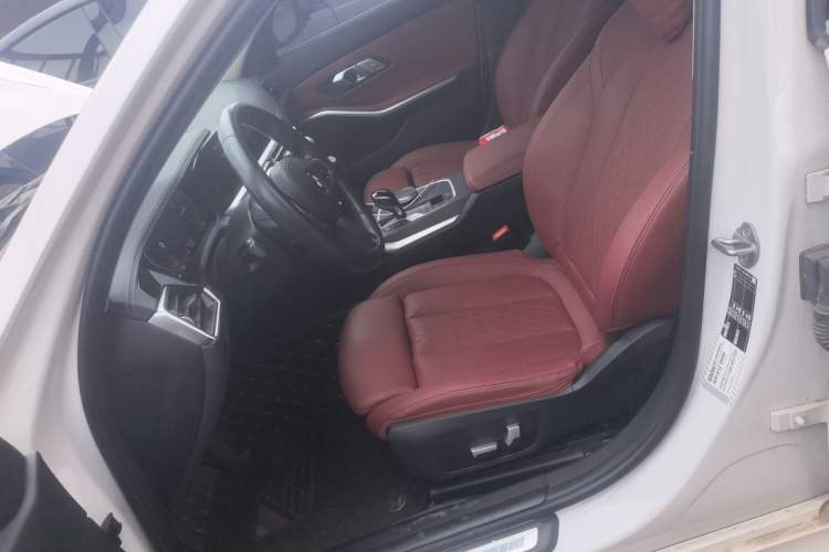 Used BMW 3 Series 2022 Updated 325i M Sport Package Left Front Seat