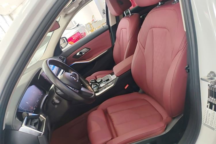Used BMW 3 Series 2022 325Li M Sport Package Left Front Seat