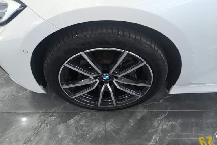 Used BMW 3 Series 2022 Updated 325Li M Sport Package Left Front Wheel Hub