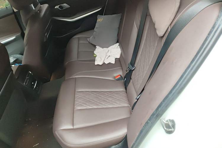 Used BMW 3 Series 2022 320Li M Sport Package Left Rear Seat