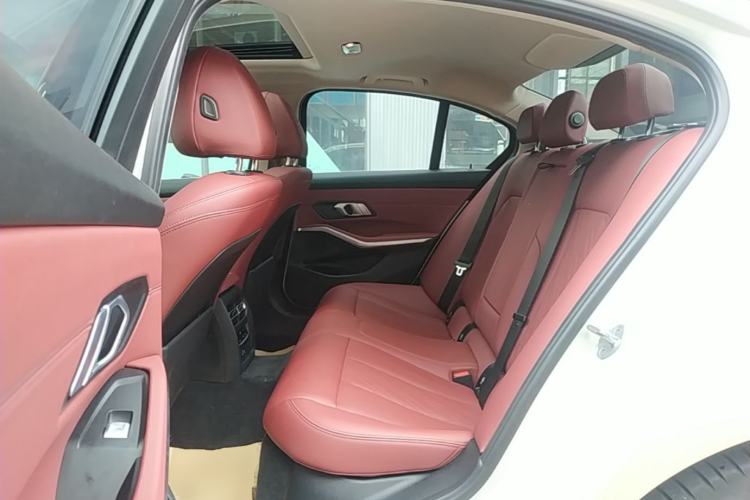 Used BMW 3 Series 2022 325i M Sport Package Left Rear Seat