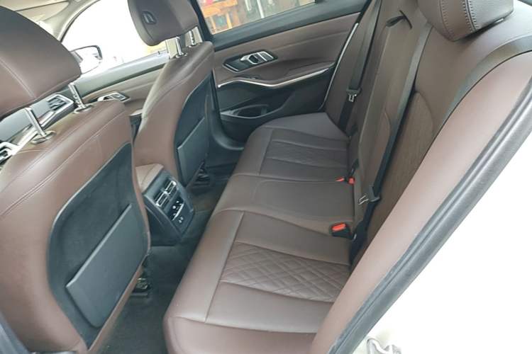Used BMW 3 Series 2022 Updated 320i Sport Package Left Rear Seat
