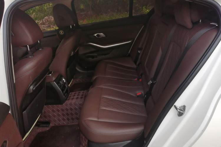 Used BMW 3 Series 2022 320Li M Sport Package Left Rear Seat