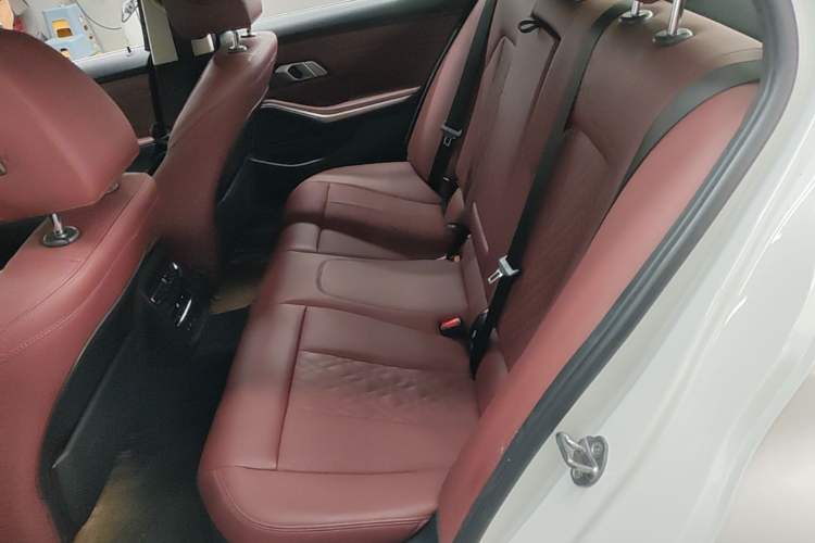 Used BMW 3 Series 2022 Updated 325i M Sport Package Left Rear Seat