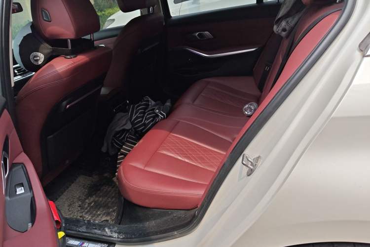 Used BMW 3 Series 2022 325Li M Sport Package Left Rear Seat