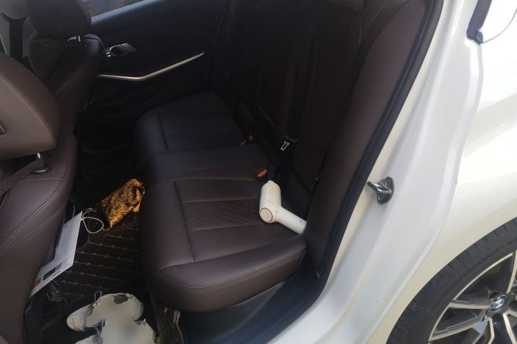 Used BMW 3 Series 2022 Restyled 325Li xDrive M Sport Package Left Rear Seat