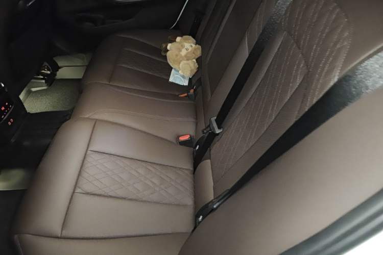 Used BMW 3 Series 2022 320Li M Sport Package Left Rear Seat