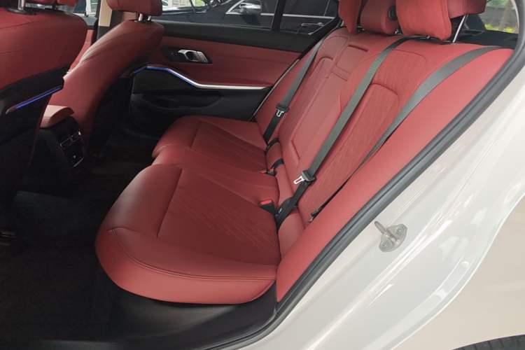 Used BMW 3 Series 2022 325Li M Sport Night Edition Package Left Rear Seat