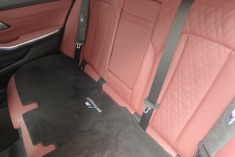 Used BMW 3 Series 2022 320Li M Sport Package Left Rear Seat