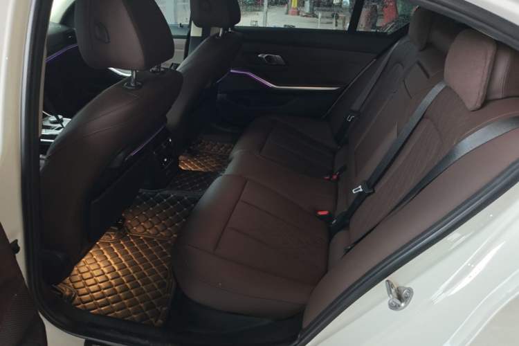 Used BMW 3 Series 2022 325Li M Sport Package Left Rear Seat