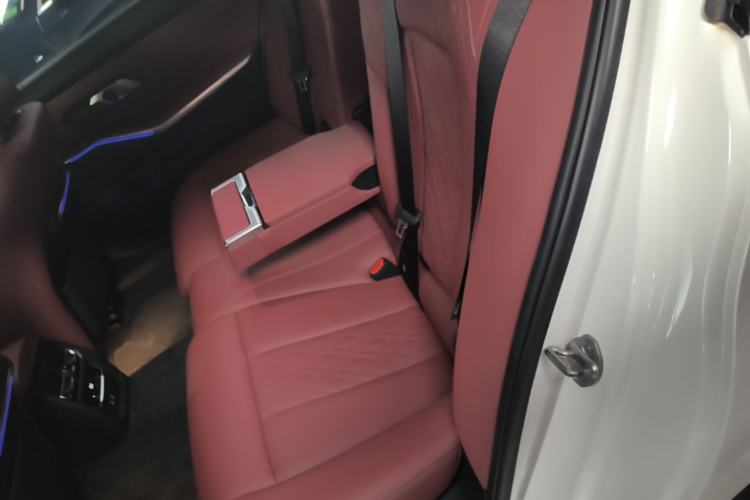 Used BMW 3 Series 2022 325Li M Sport Night Edition Package Left Rear Seat