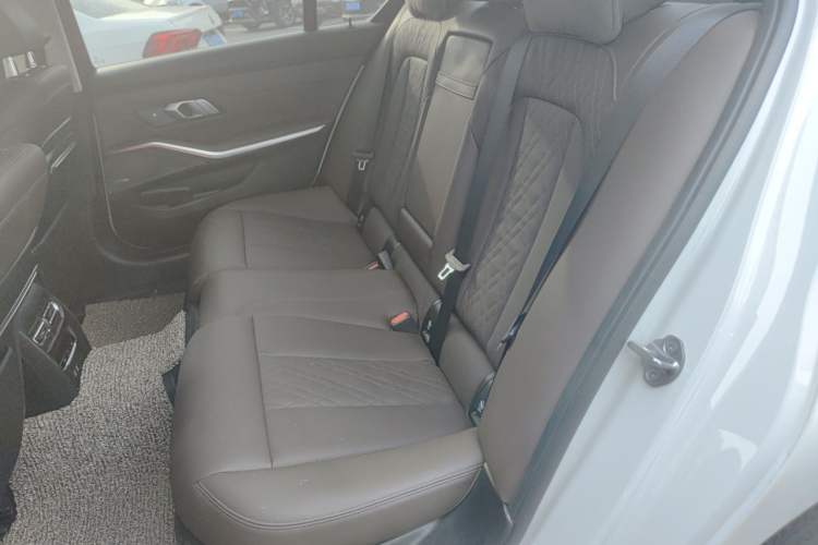 Used BMW 3 Series 2022 330Li xDrive M Sport Night Edition Package Left Rear Seat