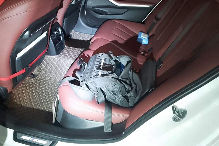 Used BMW 3 Series 2022 325Li M Sport Night Edition Package Left Rear Seat