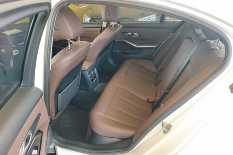 Used BMW 3 Series 2022 Updated 320i Sport Package Left Rear Seat