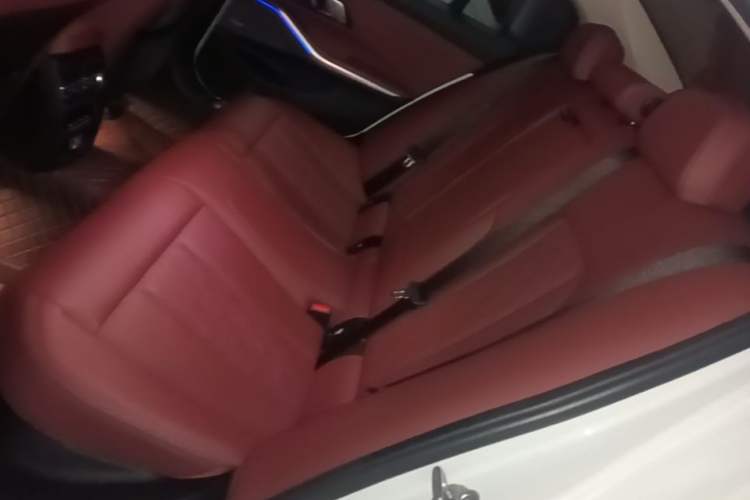 Used BMW 3 Series 2022 325i M Sport Night Edition Package Left Rear Seat