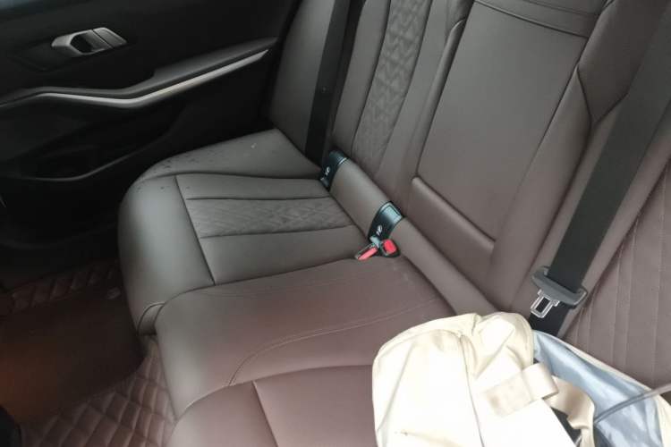 Used BMW 3 Series 2022 320Li M Sport Package Left Rear Seat
