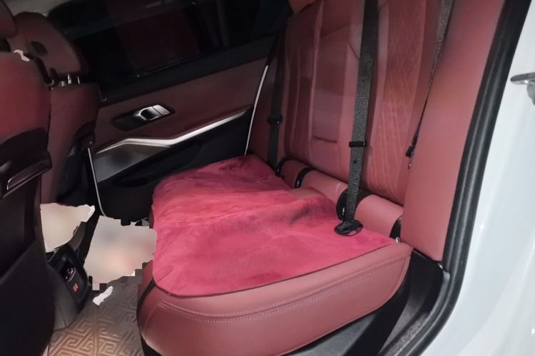 Used BMW 3 Series 2022 320Li M Sport Package Left Rear Seat