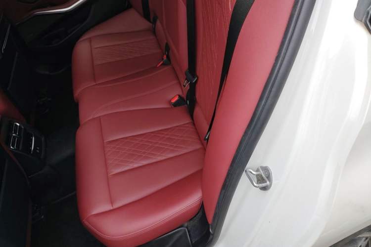 Used BMW 3 Series 2022 325Li M Sport Night Edition Package Left Rear Seat