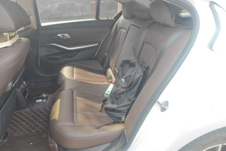 Used BMW 3 Series 2022 Restyled 320Li M Sport Package Left Rear Seat