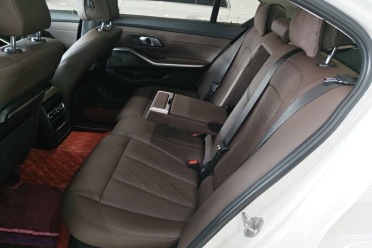 Used BMW 3 Series 2022 320Li M Sport Package Left Rear Seat