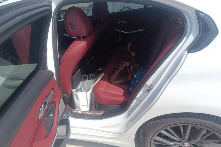 Used BMW 3 Series 2022 325i M Sport Night Edition Package Left Rear Seat